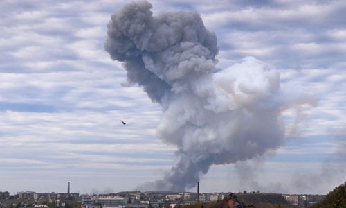 Tổng thống Ukraine tuyên bố "ngừng bắn phá" Donbass