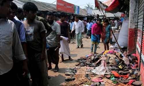 Hình ảnh giẫm đạp kinh hoàng ở Bangladesh, nhiều người chết