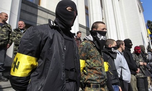 Right Sector tính lập lực lượng riêng chiến đấu ở đông Ukraine