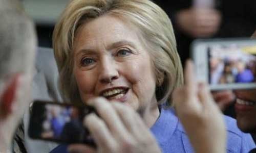 Ứng viên Hillary Clinton trở thành “nữ hoàng mạng Twitter”