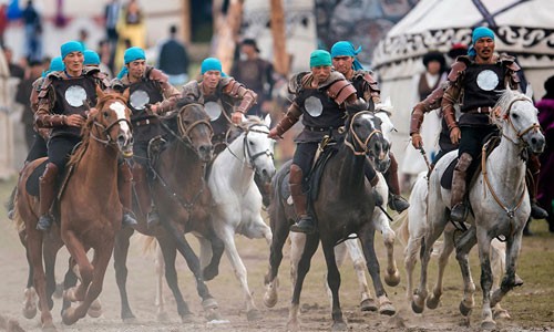 Chùm ảnh độc đáo lễ hội du mục ở Kyrgyzstan