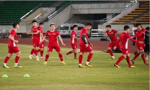 Bất ngờ với chiều cao của ĐT Việt Nam tại AFF Cup 2018