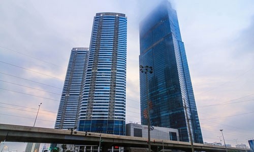 Đại diện Keangnam Hanoi Landmark Tower trấn an khách hàng