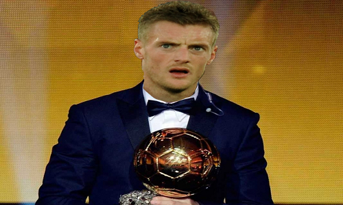 Ảnh chế bóng đá: Jamie Vardy nhận quả bóng vàng thế giới