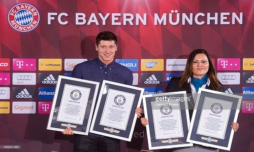 Robert Lewandowski xô đổ 4 kỷ lục Guinness trong một trận đấu