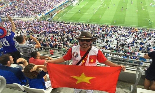 Những CĐV Việt Nam hòa nhịp cùng Euro 2016 trên đất Pháp