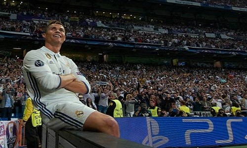 Bạn biết gì về những tư thế ăn mừng độc đáo của Ronaldo?