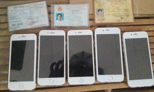 Lật tẩy chiêu thức lừa nhặt được iPhone bán giá rẻ