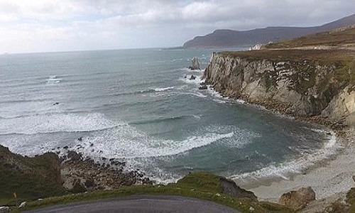 Ireland: Bãi cát trắng bỗng xuất hiện trở lại sau 12 năm 