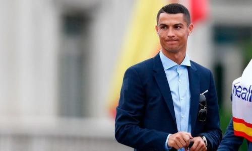 Chuyển nhượng bóng đá mới nhất: Real ra giá Ronaldo, MU “chạy mất dép“