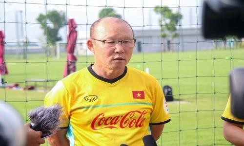 HLV Park Hang-seo dặn học trò những gì về tấm vé AFF Cup 2018?