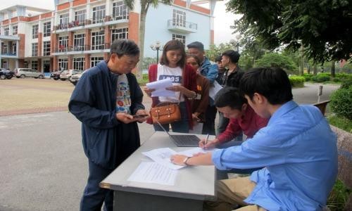 VFF bán bao nhiêu vé Việt Nam gặp Campuchia tại AFF Cup 2018?