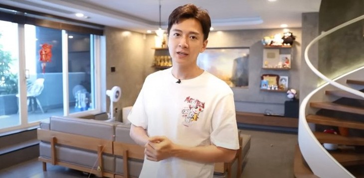Cận cảnh penthouse 3 tầng có sân vườn xanh mướt của Ngô Kiến Huy Can canh penthouse 3 tang co san vuon xanh muot cua Ngo Kien Huy