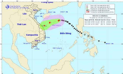 Bão số 13 giật cấp 11, cách quần đảo Hoàng Sa 210km ảnh 1 /Uploaded/khds.1cdn.vn/2018/09/16/bao-so-13-giat-cap-11-cach-quan-dao-hoang-sa-210km1.jpg