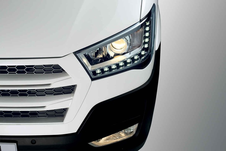 Hyundai Solati 2