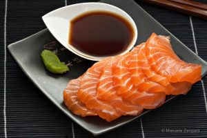 /Uploaded/khds.1cdn.vn/2018/09/16/salmon-sashimi-300x200.jpg