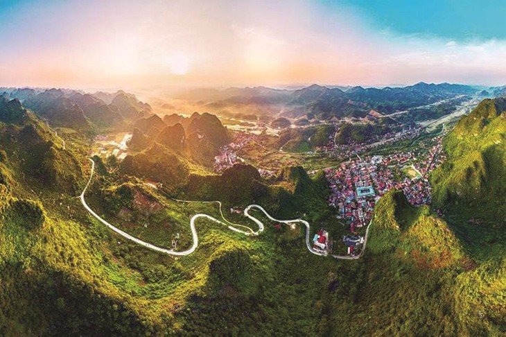 Du lịch sinh thái cộng đồng thị trấn Chi Lăng anh-lang-son.jpg