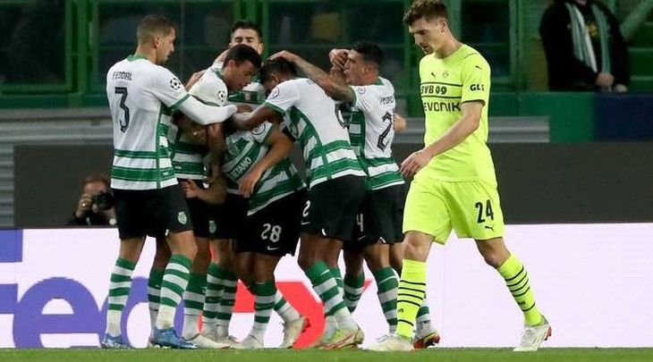 Sporting Lisbon tiễn Dortmund xuống chơi Europa League. video-bong-da-sporting-lisbon-dortmund-cup-c1-9a71ec60d4ae3396e061c437db2b8328o2-1637793671-358-width740height411.jpg