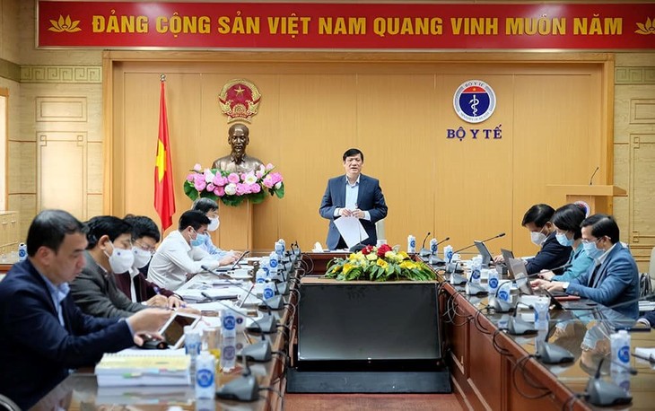 Bộ trưởng Bộ Y tế Nguyễn Thanh Long: Tăng cường nhân lực điều trị cho 5 tỉnh miền Nam ảnh 1 3-tinh.jpg