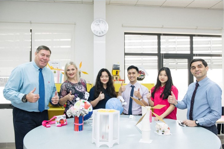 Hệ thống giáo dục TH School đang là một trong những đơn vị hàng đầu với hệ đào tạo theo chương trình học quốc tế Cambridge. he-thong-giao-duc-th-school-dang-la-mot-trong-nhung-don-vi-hang-dau-voi-he-dao-tao-theo-chuong-trinh-hoc-quoc-te-cambridge-..jpg