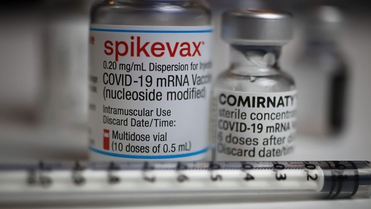 Tăng thời hạn sử dụng vắc xin phòng COVID-19 Spikevax từ 7 lên 9 tháng spikevax_comirnaty.jpg
