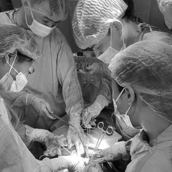 5 chuyên khoa phẫu thuật cứu sản phụ mang thai 22 tuần bị nhau cài răng lược nhau-cai-1.jpeg