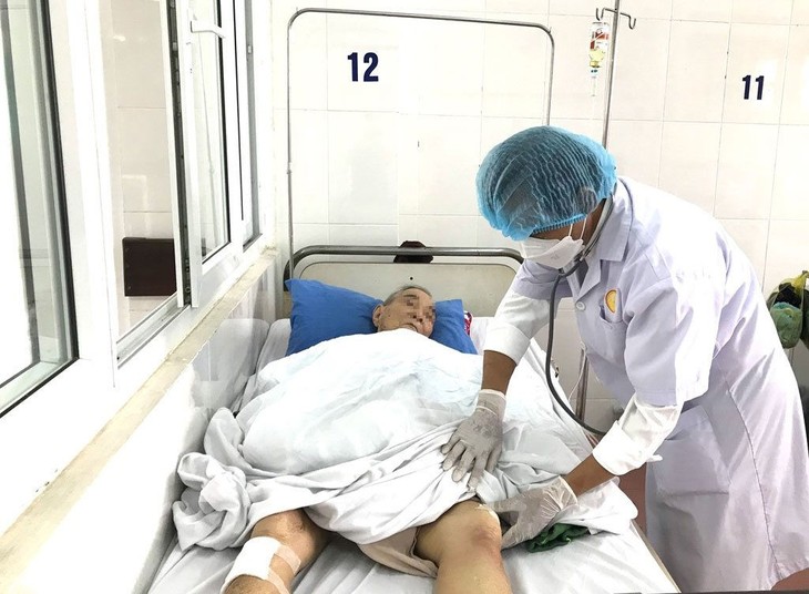 Sốc nhiễm trùng máu vì chích lể khi bị “Vi khuẩn ăn thịt người” Whitmore an-thit-nguoi.jpg