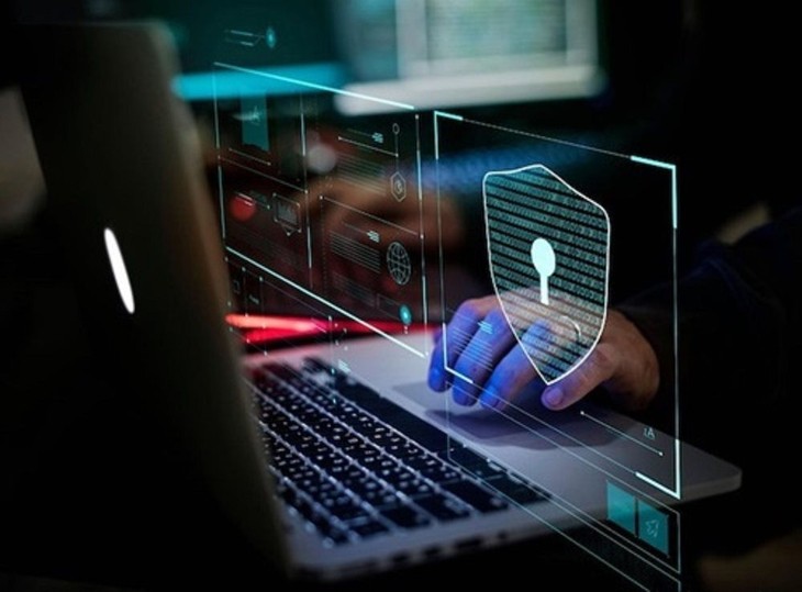 Việt Nam là thị trường béo bở cho hacker với số người dùng khoảng 156 triệu kết nối internet và điện thoại di động, hacker.jpg