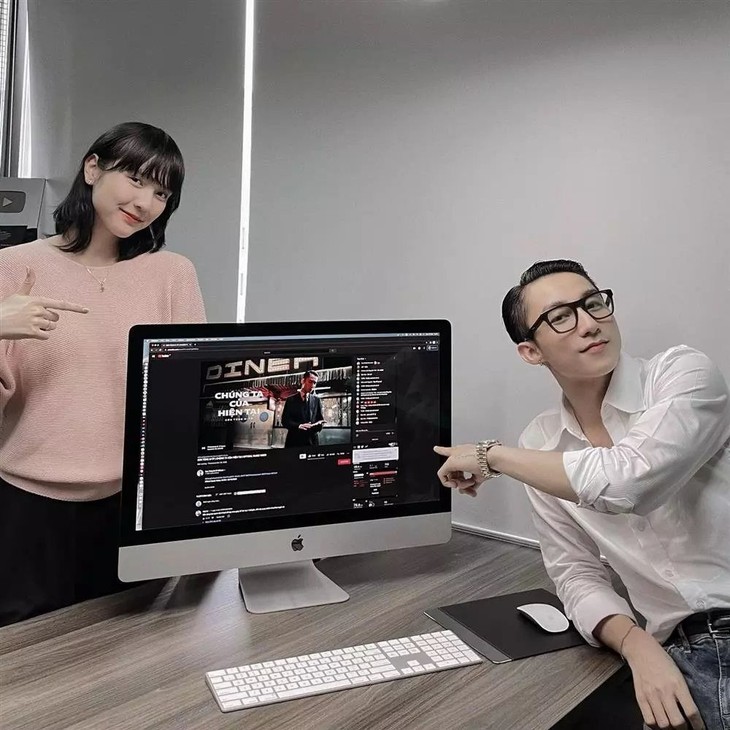 Tất cả chỉ là nghi vấn được dân mạng đặt ra để "khơi" lại ồn ào tình cảm giữa Thiều Bảo Trâm - Sơn Tùng và Hải Tú. tung-3.jpg