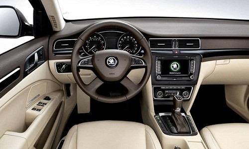 Skoda trình làng mẫu thiết kế chiếc Skoda Superb