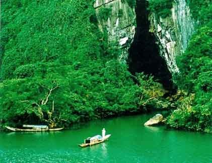 Thưởng lãm chốn “bồng lai tiên cảnh” quanh Đền Hùng