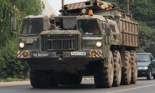 Bật mí "ngựa thồ" kéo tên lửa S-300 tung hoành