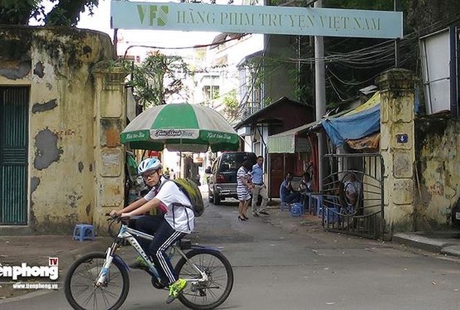 Đất vàng hãng phim truyện Việt Nam bị "thâu tóm" thế nào?