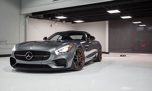 Bộ mâm hoạ tiết đẹp “hết sẩy” cho Mercedes-AMG GT S