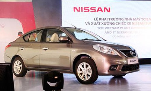 Nissan Sunny giảm giá gần 30 triệu đồng tại Việt Nam