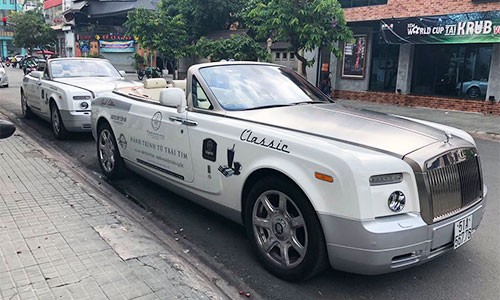 "Soi" bộ đôi xe sang Rolls-Royce chục tỷ của Đặng Lê Nguyên Vũ 