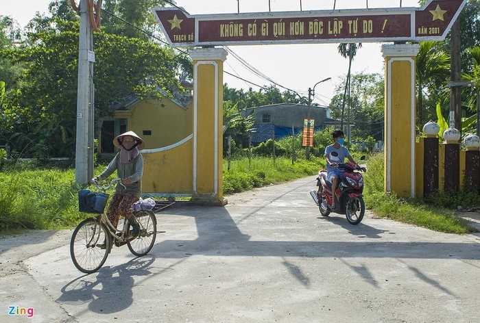 Phong tỏa thôn có bệnh nhân Covid-19 tử vong