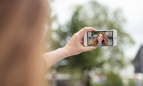 Nghiện chụp ảnh selfie có thể gây ra bệnh tâm thần