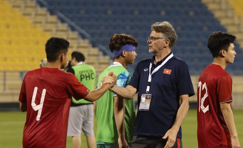 Chờ xem thầy trò HLV Troussier thể hiện tại SEA Games 32