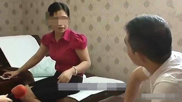 Ly hôn chia nhà cho con mới biết sự thật, người đàn ông chết lặng 