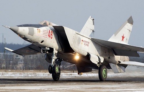 MiG-25 là tiêm kích đánh chặn tốt nhất thế giới?