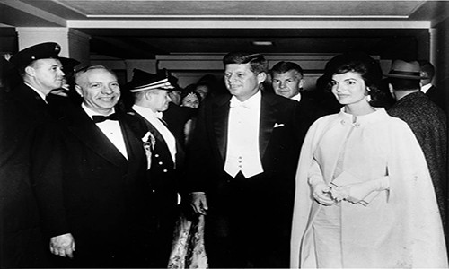 Vén màn bí mật gây sốc về gia tộc Kennedy