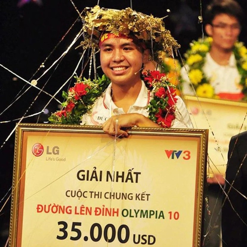 Nhà vô địch Olympia 2010: "Ai cũng hỏi các quán quân thành đạt chưa"