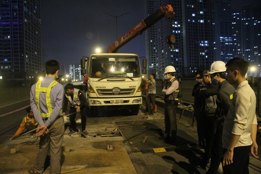 “Hầm chông” trên đường vành đai 3: “Có thể truy tố trách nhiệm hình sự nếu...“