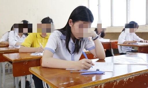 Nhà trường ép học sinh không thi lớp 10: Giáo viên hay phù thủy?