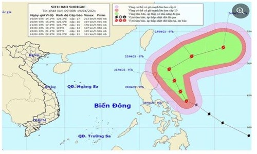 Do ảnh hưởng siêu bão Surigae, Bắc Biển Đông sóng biển cao 4m