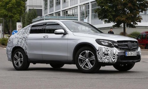 Mercedes GLC Coupe lộ diện cạnh tranh với BMW X4