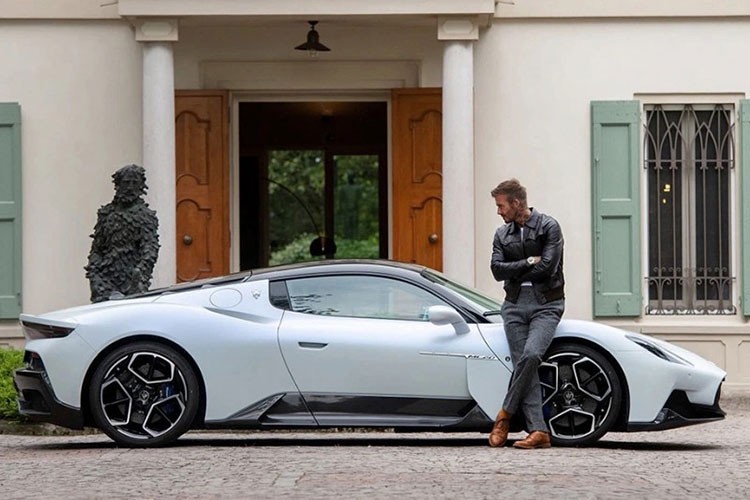 David Beckham "đọ dáng" siêu xe Maserati MC20 hơn 6 tỷ đồng