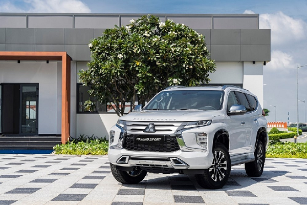 Mitsubishi Pajero Sport đang được đại lý giảm tới 120 triệu đồng