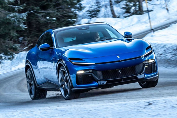 Ferrari “cháy hàng” tới cuối 2025, khách mua xe phải chờ tới 2 năm